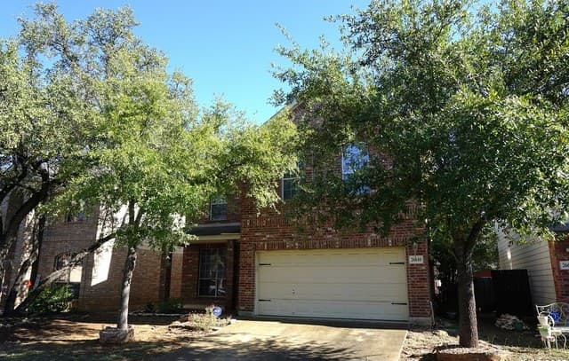 4-bedroom rental at 26610 Sparrow Ridge in San Antonio, TX — photo 2