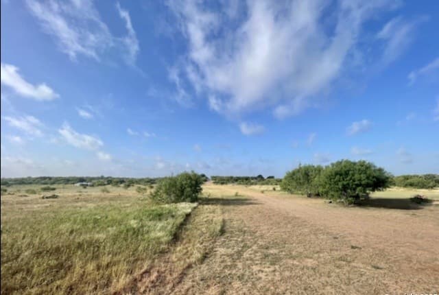 rental at 02 Hillcrest Dr in Moore, TX — photo 1