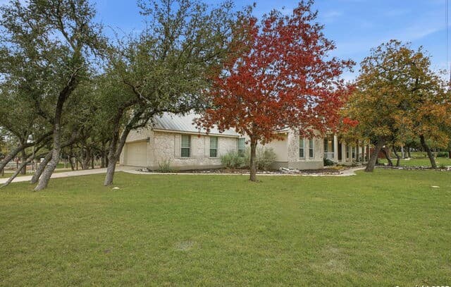 4-bedroom rental at 306 Hornpipe Hls in San Antonio, TX — photo 5