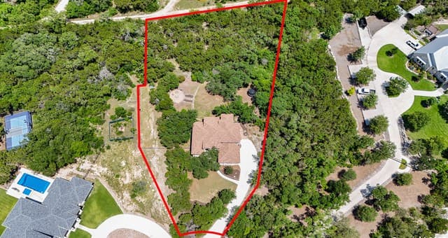 3-bedroom rental at 14041 Iron Horse in Helotes, TX — photo 3