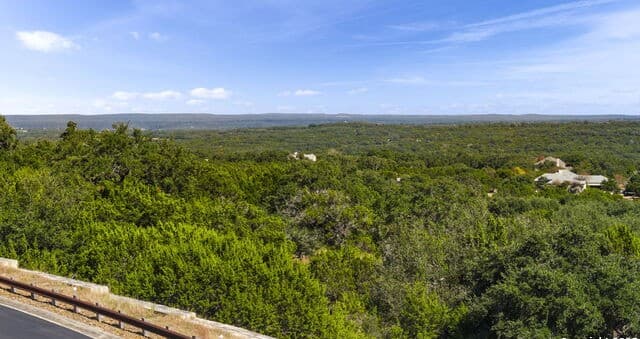 rental at 13 Summit Pass in Boerne, TX — photo 5