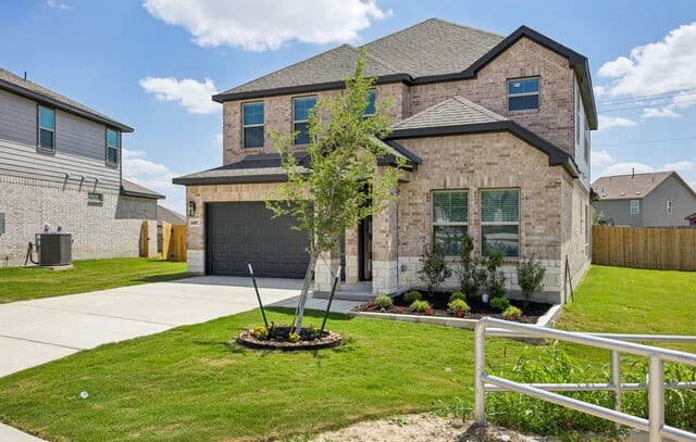 4-bedroom rental at 14402 Galloping Colt in San Antonio, TX — photo 3