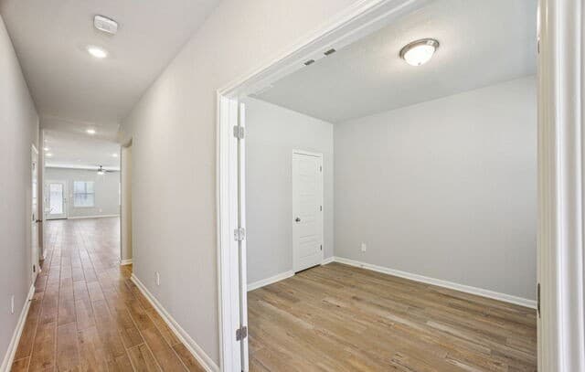 4-bedroom rental at 14402 Galloping Colt in San Antonio, TX — photo 4