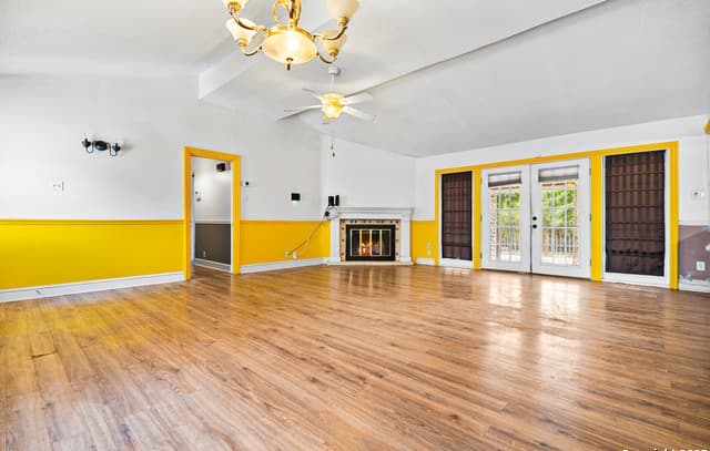 4-bedroom rental at 12803 El Sendero in San Antonio, TX — photo 5