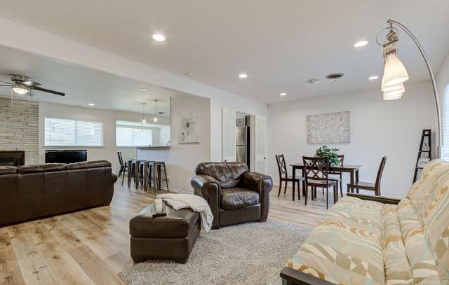 3-bedroom rental at 502 Downshire Dr in San Antonio, TX — photo 4