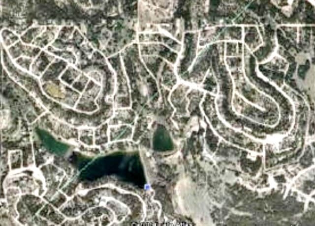 rental at 2 Golf Dr in Spring Branch, TX — photo 1