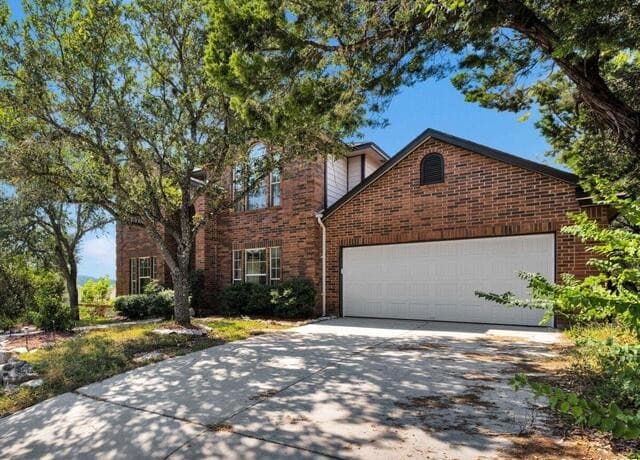 Home for sale at 11418 Lago Vista in Helotes, TX — photo 2