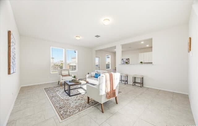 3-bedroom rental at 10623 Rayburn Landing in San Antonio, TX — photo 4