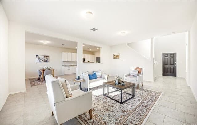 3-bedroom rental at 10623 Rayburn Landing in San Antonio, TX — photo 5
