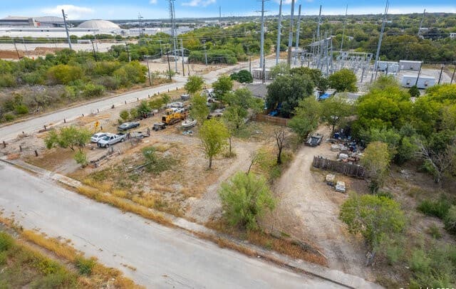rental at JENULL Ave in San Antonio, TX — photo 3