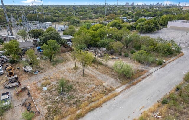 rental at JENULL Ave in San Antonio, TX — photo 4