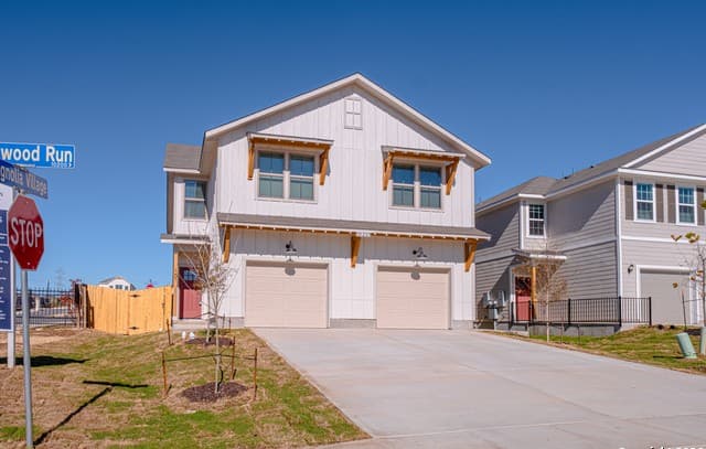 rental at 12349 Montgomery Forest in San Antonio, TX — photo 2
