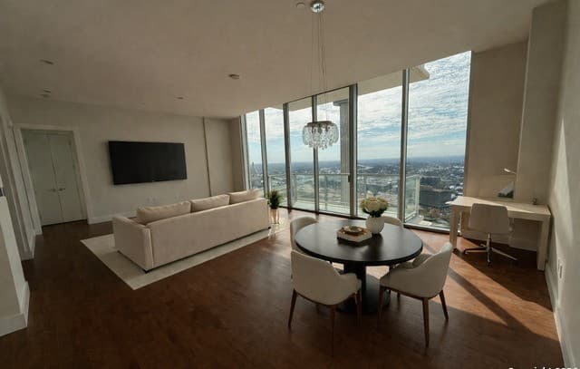 1-bedroom rental at 610 E Market St Unit 2803 in San Antonio, TX — photo 1