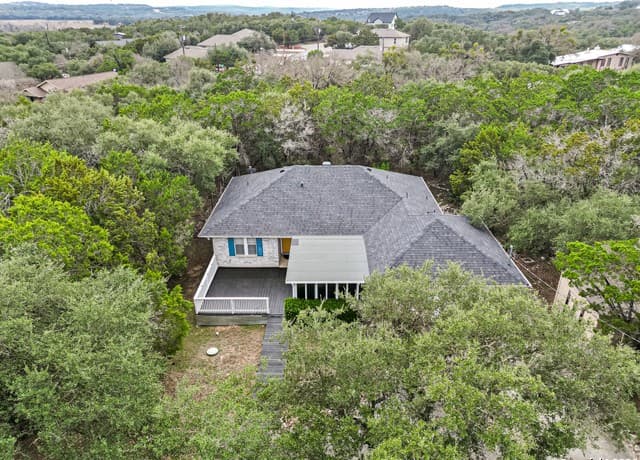 3-bedroom rental at 162 Canyon Vw in Spring Branch, TX — photo 2