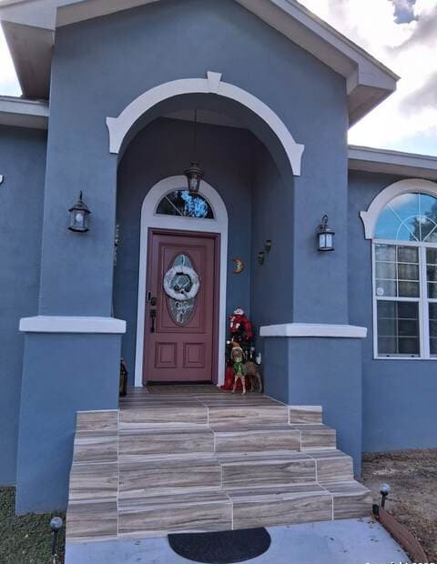 4-bedroom rental at 7061 Devonshire in Spring Branch, TX — photo 3