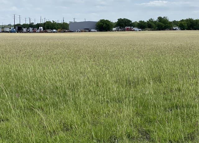 rental at 12030 E Interstate 10 in San Antonio, TX — photo 5
