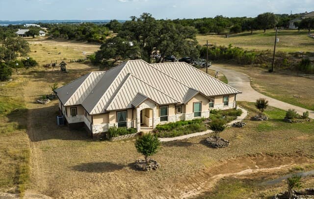 4-bedroom rental at 362 Coneflower in Spring Branch, TX — photo 1