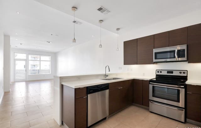 3-bedroom rental at 17902 La Cantera Unit UNIT 315 in San Antonio, TX — photo 3