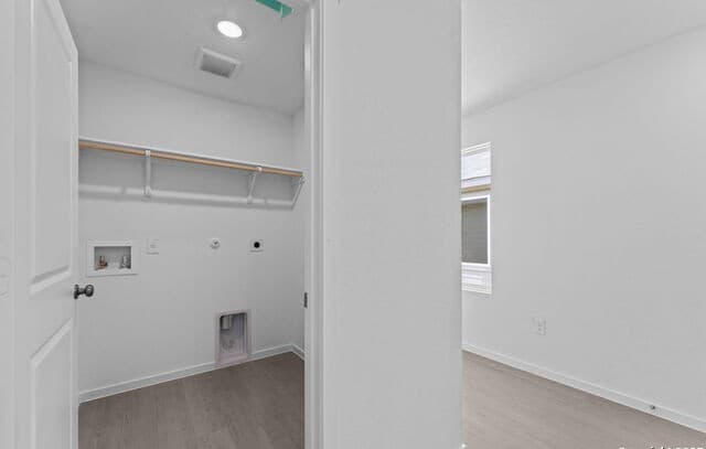 4-bedroom rental at 7207 Brownleaf Dr in San Antonio, TX — photo 3