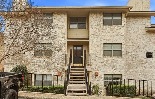 2-bedroom rental at 7738 Chambers Unit 908 in San Antonio, TX — photo 3