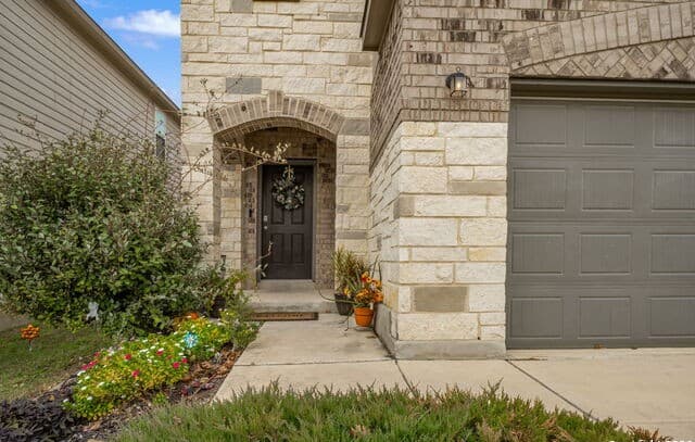 3-bedroom rental at 10335 Dunlap in San Antonio, TX — photo 4