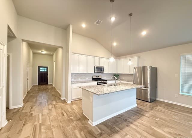 3-bedroom rental at 3916 Gervasi in San Antonio, TX — photo 5
