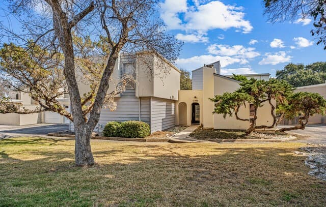 3-bedroom rental at 519 Millwood in San Antonio, TX — photo 2