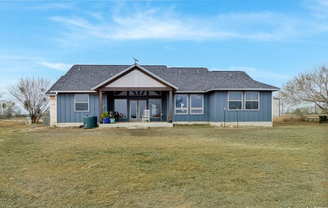 4-bedroom rental at 8400 West FM 140 in Charlotte, TX — photo 5
