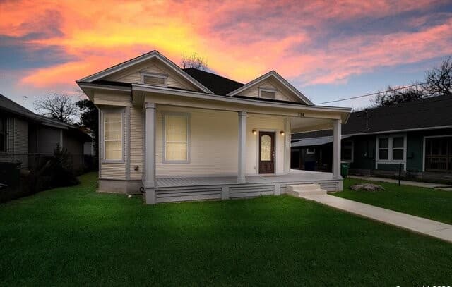 3-bedroom rental at 334 Whittier in San Antonio, TX — photo 1