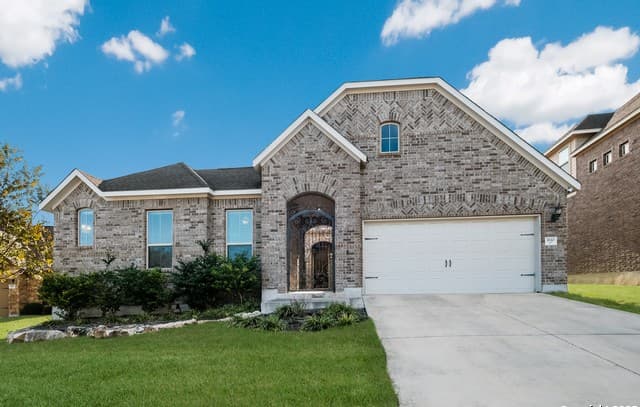 4-bedroom rental at 1610 Nightshade in San Antonio, TX — photo 2