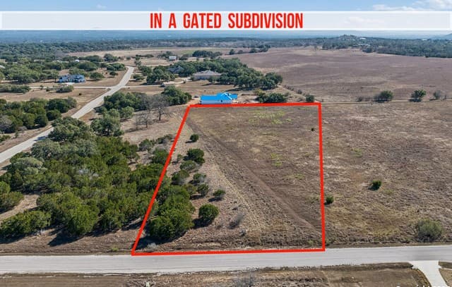 Home for sale at 277 Palomino Springs in Bandera, TX — photo 5