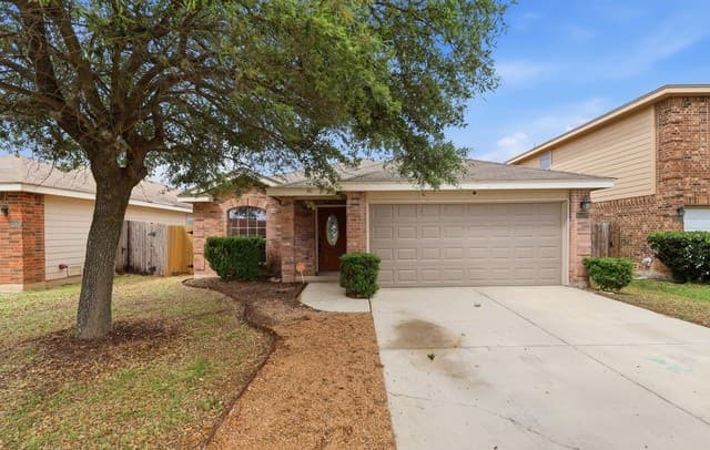 4-bedroom rental at 10514 Appaloosa Bay in San Antonio, TX — photo 1
