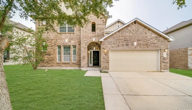 5-bedroom rental at 3113 Cameron River in Schertz, TX — photo 2