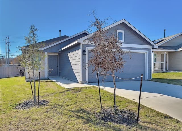 3-bedroom rental at 6623 Whirling Path in San Antonio TX