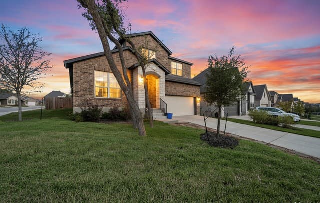 4-bedroom rental at 12455 Diagon Alley in San Antonio, TX — photo 2