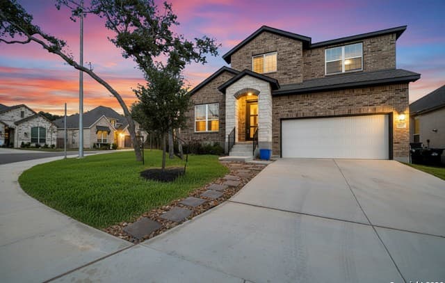 4-bedroom rental at 12455 Diagon Alley in San Antonio, TX — photo 3