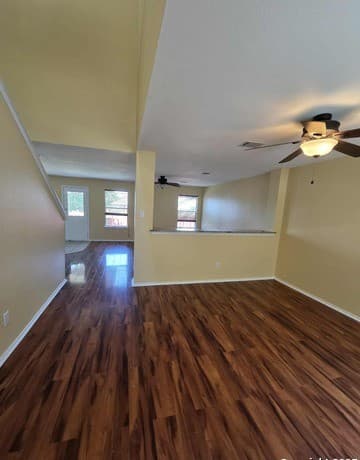 4-bedroom rental at 228 Anvil Pl in Cibolo, TX — photo 4