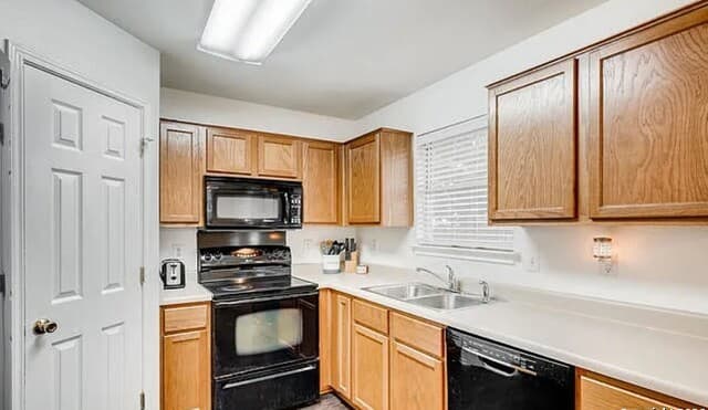Home for sale at 8959 Scarlet Creek in Universal City, TX — photo 3