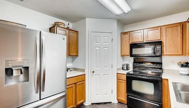 Home for sale at 8959 Scarlet Creek in Universal City, TX — photo 4