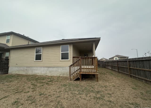 Home for sale at 276 Cuban Emerald in San Antonio, TX — photo 2