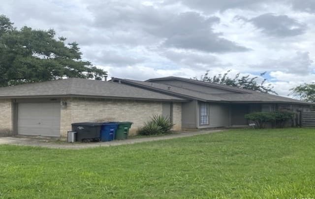 rental at 14426 Watermill in San Antonio, TX — photo 1