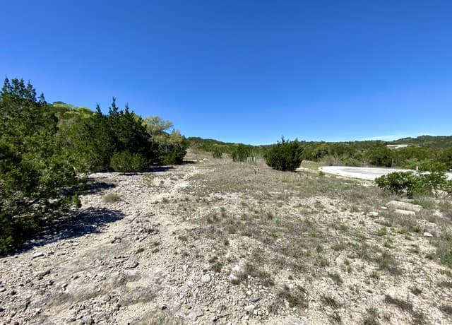 rental at LOT 345 Pr 1747 in Mico, TX — photo 4