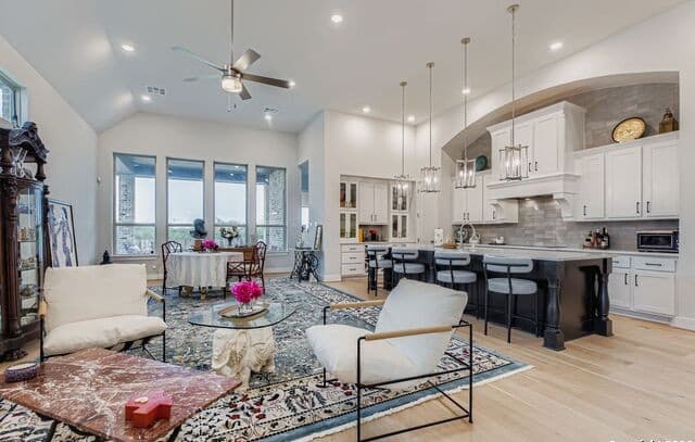4-bedroom rental at 457 Westmont in Cibolo, TX — photo 3