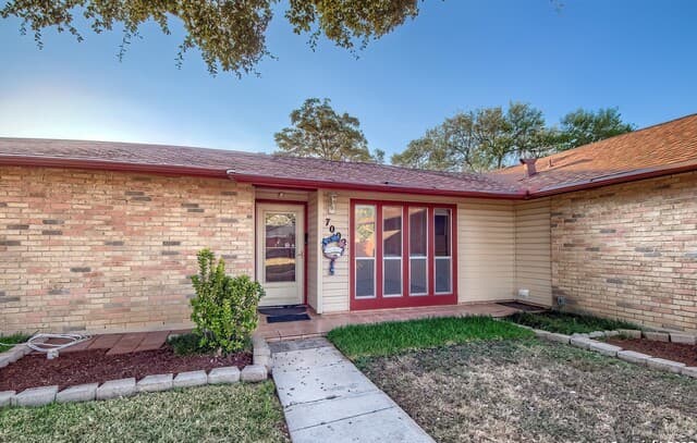 3-bedroom rental at 6113 Sun Dial in Leon Valley, TX — photo 3