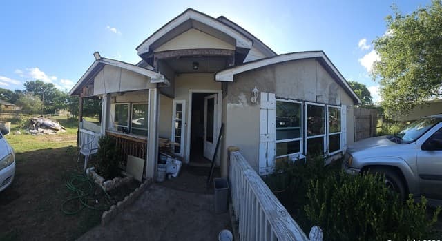 3-bedroom rental at 1511 Kayroe in Adkins, TX — photo 1
