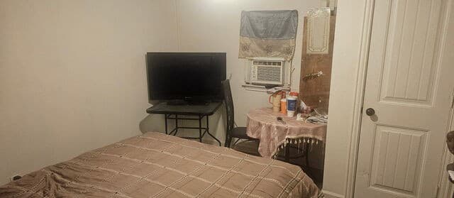 5-bedroom rental at 915 Novella in Adkins, TX — photo 5