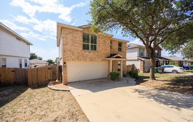Home for sale at 423 Jockey in San Antonio, TX — photo 2