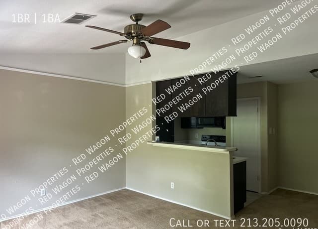 1-bedroom rental at 4803 Hamilton Wolfe Unit 914 in San Antonio, TX — photo 3