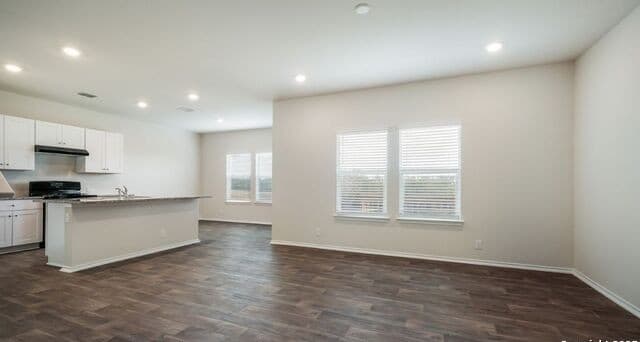 Home for sale at 10728 Criterion in San Antonio, TX — photo 3