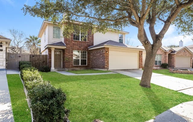 3-bedroom rental at 4114 Bear Oak in San Antonio, TX — photo 4